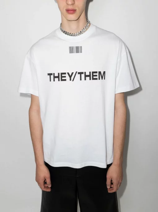 VETEMENTS They/Them-print T-shirt 1